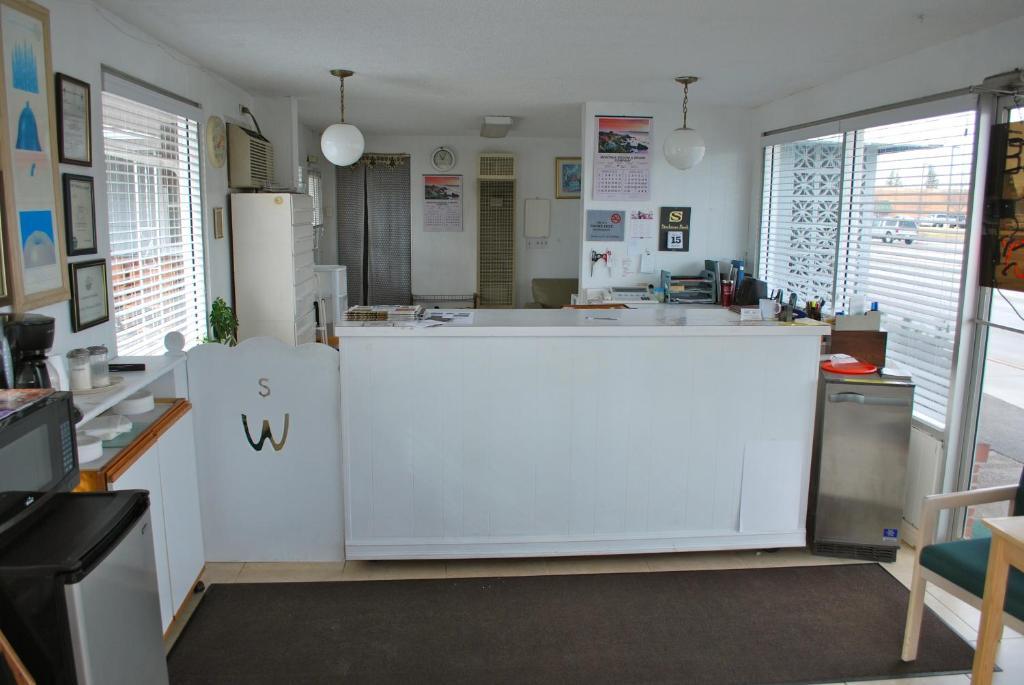 Ski'S Western Motel Great Falls Kültér fotó