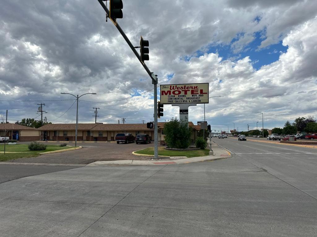 Ski'S Western Motel Great Falls Kültér fotó