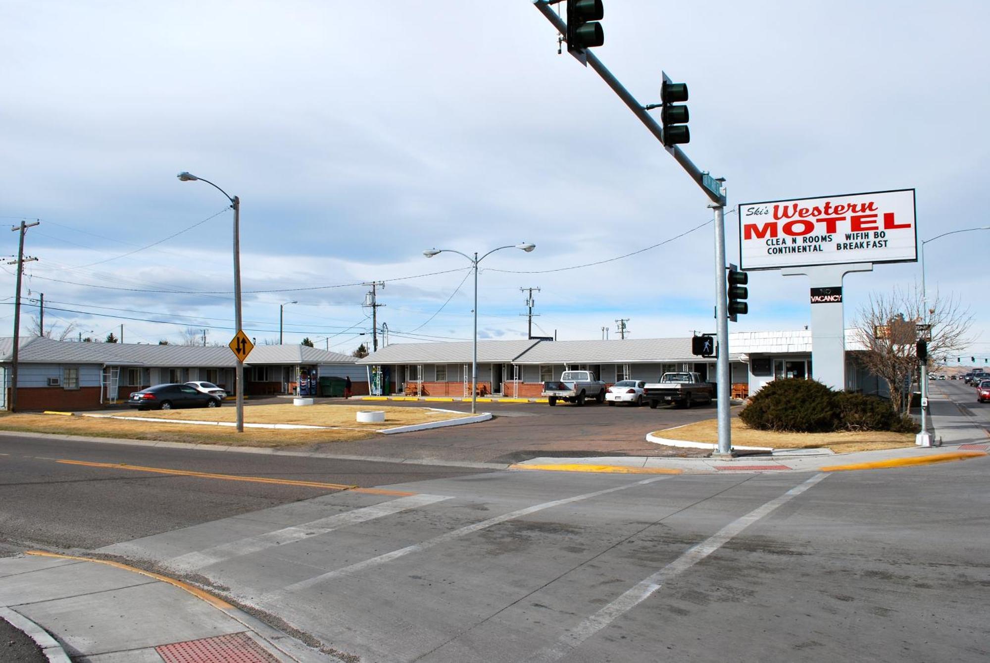 Ski'S Western Motel Great Falls Kültér fotó